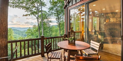 154 Falls Creek Unit 3, Elk Park
