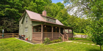 343 Rhymer Branch Road, Deep Gap