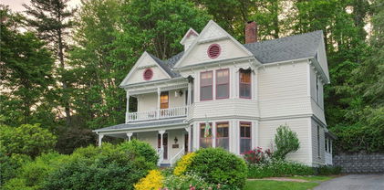 326 Green Street, Blowing Rock