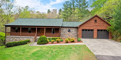 3015 Blowing Rock Boulevard, Lenoir