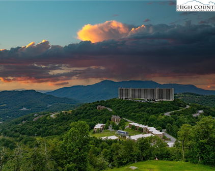 303 Sugar Top Drive Unit 2-3226, Sugar Mountain