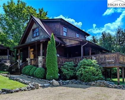 56 Eagle Cottage Lane, Banner Elk
