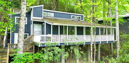 108 Mogul Road, Banner Elk