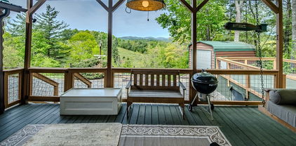 474D Ray Miller Road, West Jefferson