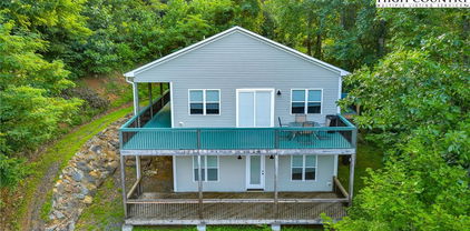 277 Clear Waters Edge, Creston