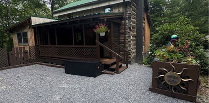 181 Oak Lane, Newland