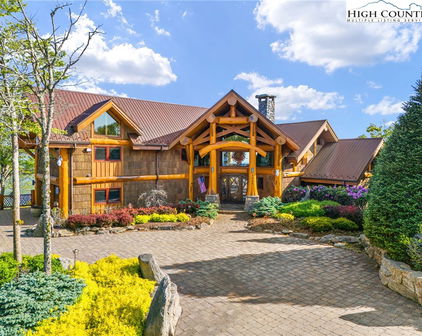 2910 Eagles Nest Trail, Banner Elk