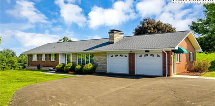 354 Old Wilkes Road, Glendale Springs