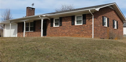 134 Carson Boulevard, Sparta