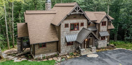 952 Sweetgrass Drive, Blowing Rock