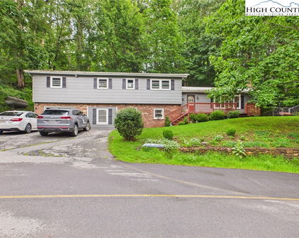 601 Dogwood Road, Boone