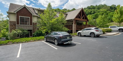 136-D Wapiti Way Unit 9-D, Banner Elk