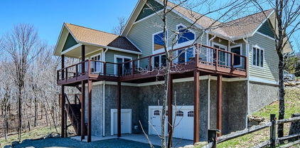 701 Beech Mountain Parkway, Beech Mountain