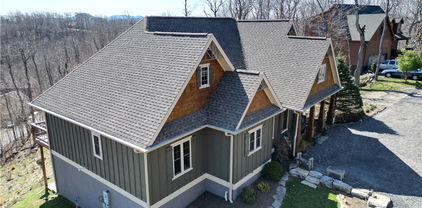 578 Pinnacle Drive, West Jefferson
