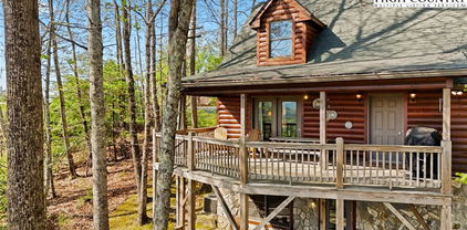 672 Cedar Trail, Fleetwood