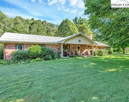 191 Clint Lewis Road, Boone
