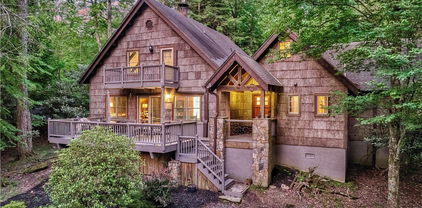 302 Lake Road, Beech Mountain
