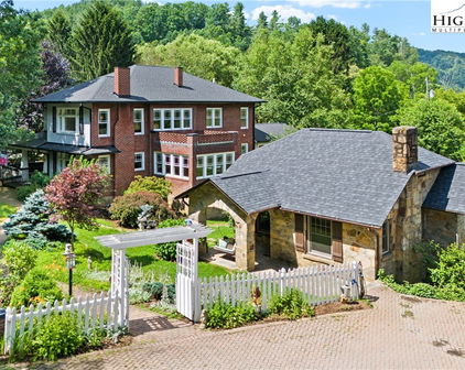 205 Old US Highway 421, Boone