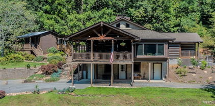 1059 Mouth of Silas Creek Road, Lansing