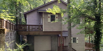 136 Hemlock Road, Banner Elk