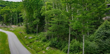 Stonecliff Trace Unit S-51, Banner Elk