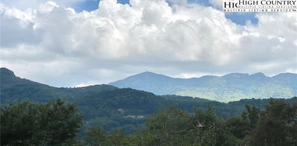 250 Ridgeview Road Unit U7-2, Sugar Mountain