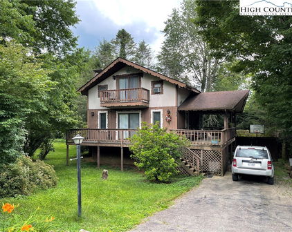 151 Pine Ridge Loop, Newland