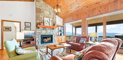 360 Fox Run Road, Banner Elk