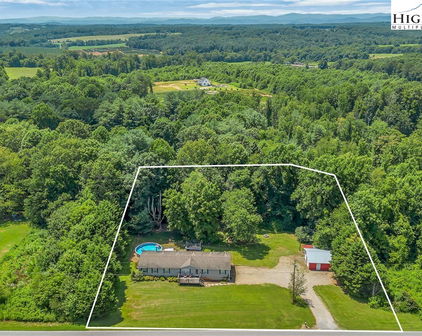 1089 Austin Little Mountain Road, Ronda