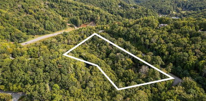 129 & 130 Firethorn Trail, Blowing Rock