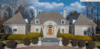 135 Claron Place, Lenoir