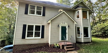 371 Coolwoods Drive, Boone