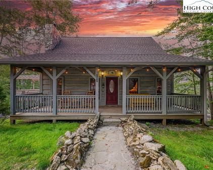 207 Lake Road, Beech Mountain