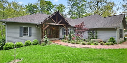 174 Bee Balm Lane, Boone