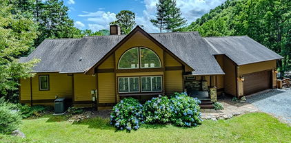 446 Windridge Drive, Sugar Grove
