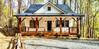 310 Green Vista Lane, Deep Gap
