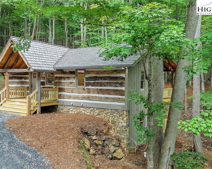 1403 Tomahawk Drive, Todd