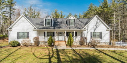 595 Brooks Road, Glade Valley