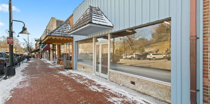 713 W King Street, Boone