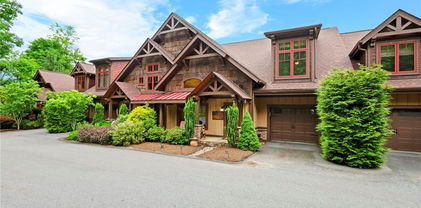 138 S Camp Road Unit 103, Boone