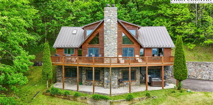 229 Buena Vista Drive, West Jefferson