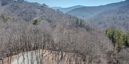 C-125 Springwater Lane, Banner Elk