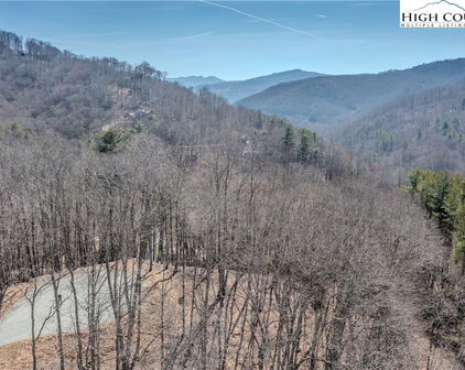 C-125 Springwater Lane, Banner Elk