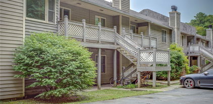 200 Pilgrims Way Unit 21, Boone