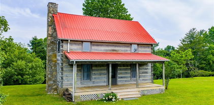 45 Bailey Road, Ennice