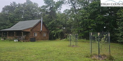 749 Bluebird Lane, Laurel Springs
