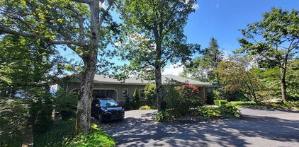 200 Longview Drive, Blowing Rock
