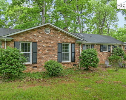 5524 Seacroft Road, Charlotte