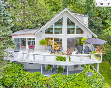 133 Wild Apple Road, Blowing Rock