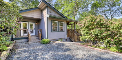 219 Black Pine Road, Newland